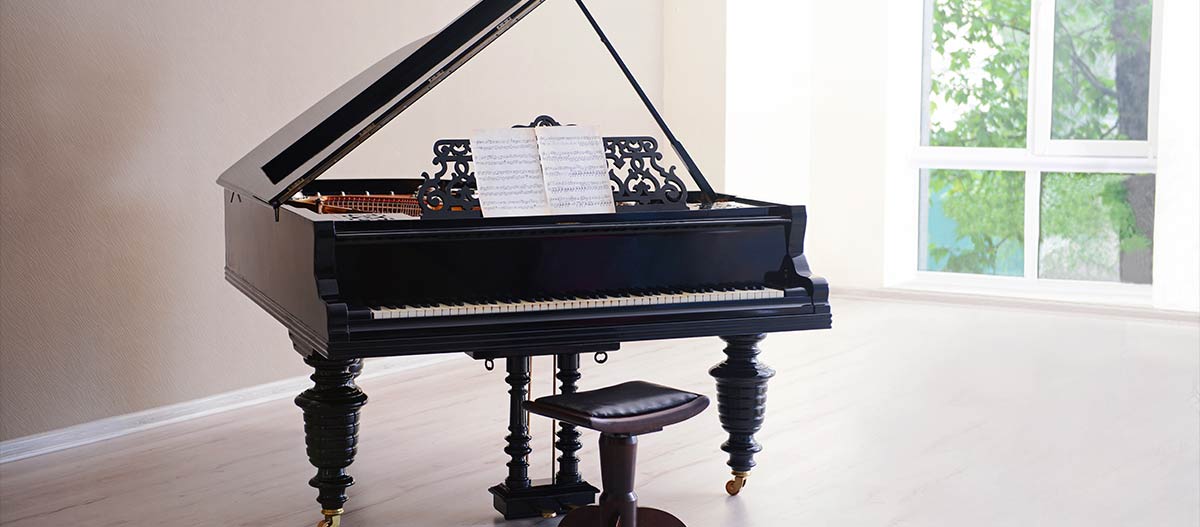 Grand piano